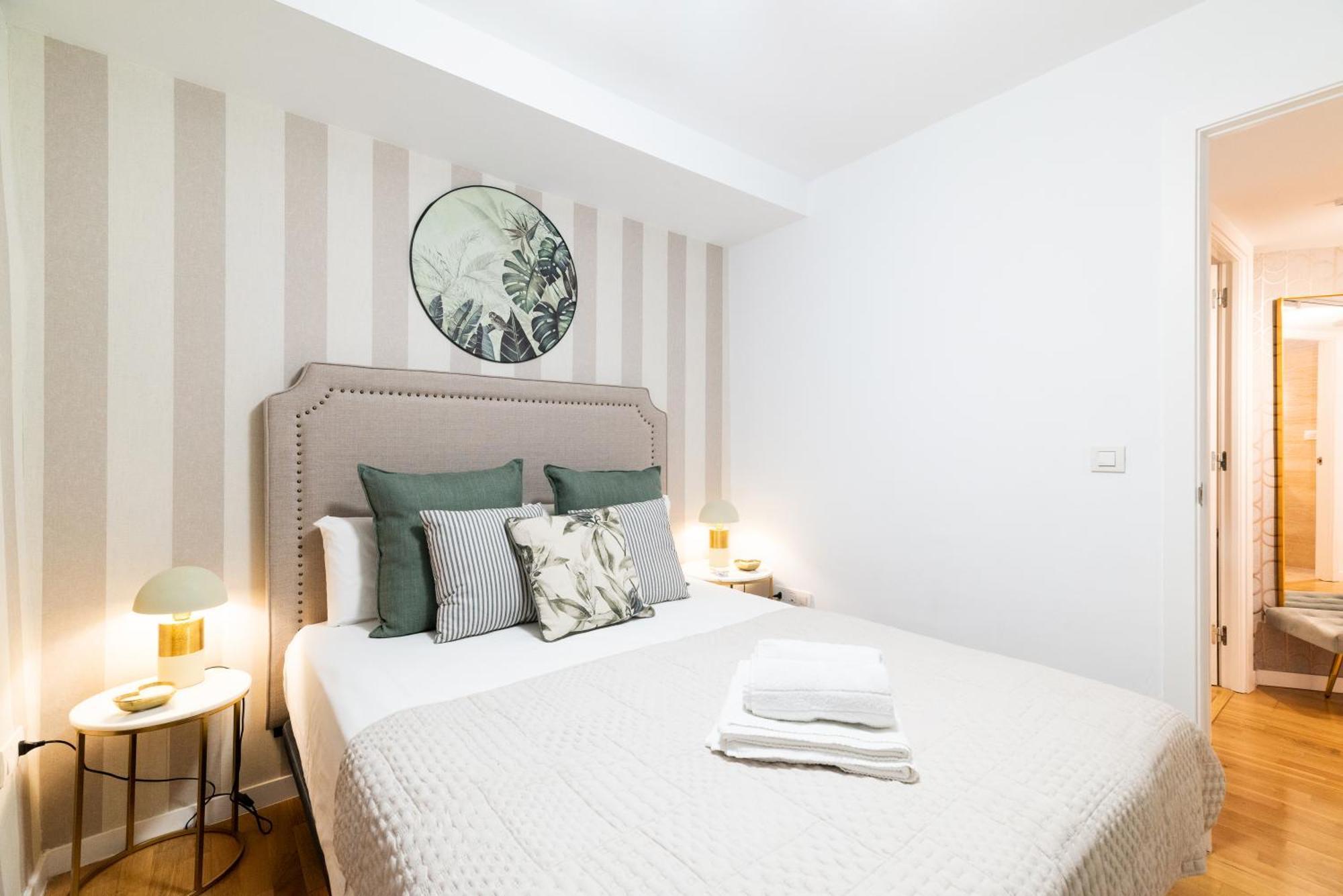 Moderno Apartamento En Granada Centro Esterno foto